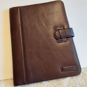 🌺 Near New Samsonite Brown Leather Attache/Portfolio
